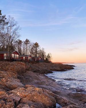 Image post by @breezypointcabins on Facebook