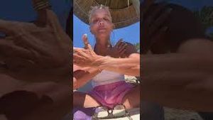 Video post by @shop.with.caroline on YouTube