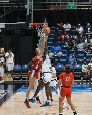 Image post by @fiuwbb on Instagram