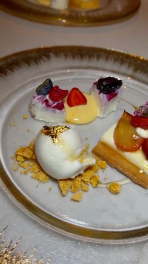 Video post by @lipsmackingfoodie on Instagram