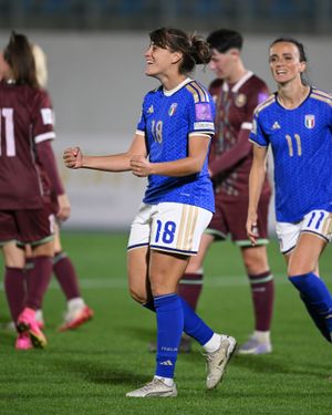 Image post by @azzurrefigc on Instagram