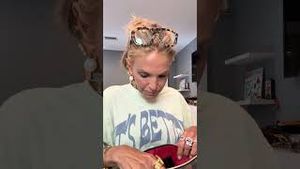 Video post by @shop.with.caroline on YouTube