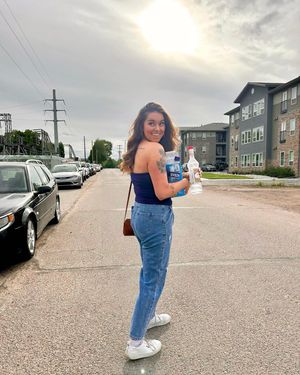 Image post by @steffybabay on Instagram