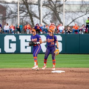 Image post by @clemsonsoftball on Instagram