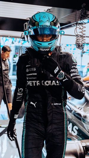 Image post by @MercedesAMGF1 on Twitter