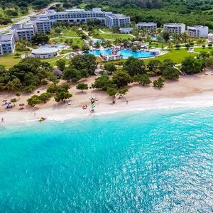 Image post by @sunwingvacations on Instagram