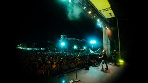 Image post by @eliyoungband on Instagram