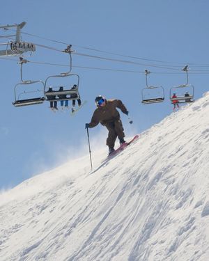 Image post by @newschoolers on Instagram