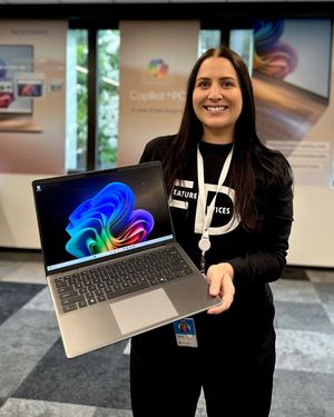 Image post by @microsoftlife on Instagram