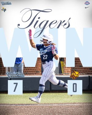 Image post by @etbu_softball on Instagram