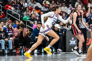 Image post by @kuwbball on Instagram