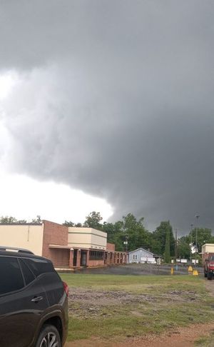 Image post by @foxweather on Twitter