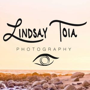 Image post by @lindsaytoiaphotography on Facebook