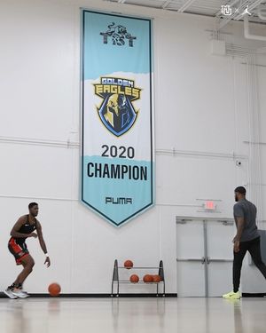 Video post by @MarquetteMensBB on Facebook