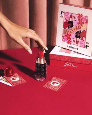 Image post by @cacharelparfums on Instagram