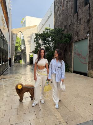 Image post by @twinsofmiami on Instagram