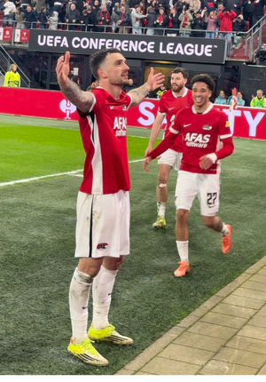 Video post by @azalkmaar on TikTok