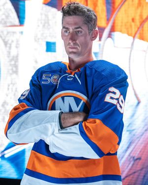 Image post by @nyislanders on Instagram