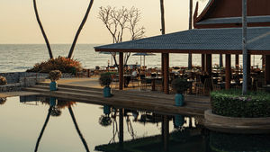 Image post by @AvondaleTravel on Facebook