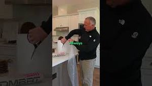 Video post by @sidelineswapbaseball on YouTube