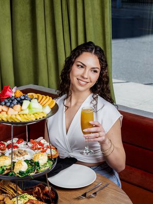 Image post by @lobby.hamilton on Instagram