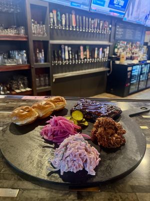 Image post by @wingnutzbarandgrill on Instagram