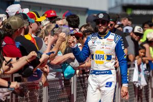 Image post by @lizagazaryanphotography on Instagram