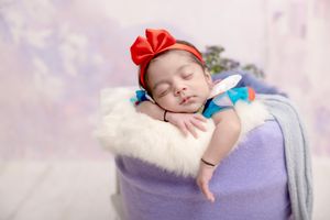 Image post by @newbornbabyphotographystudio on Instagram