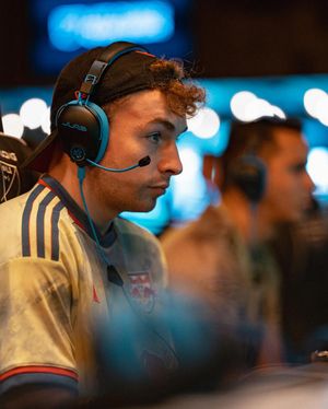 Image post by @emlsgaming on Instagram