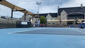 Image post by @usd_tennis on Instagram