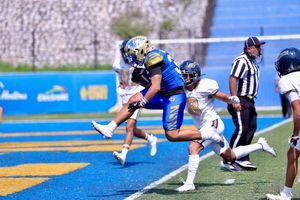 Image post by @autenticos_uanl on Instagram