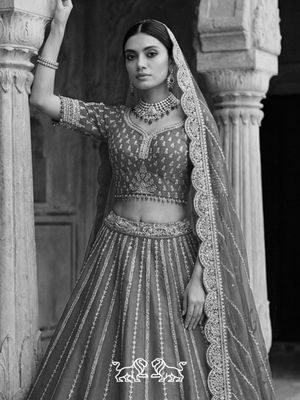 Image post by @ambika_fashion_kolkata on Instagram