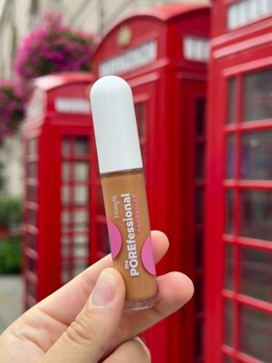 Image post by @benefitcosmeticsitaly on Instagram