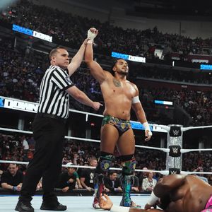 Image post by @escobarwwe on Instagram