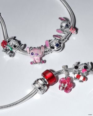 Image post by @theofficialpandora on Instagram