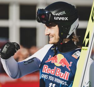 Image post by @usskiteam on Instagram