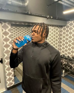 Image post by @jaracewalker on Instagram