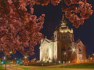 Image post by @visitsaintpaul on Instagram