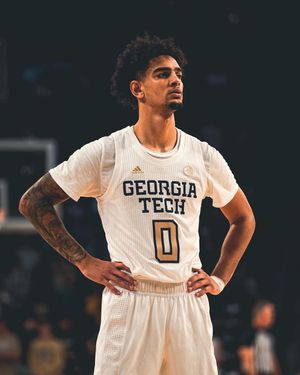 Image post by @greenlightmedia on Instagram