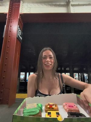 Video post by @elizabetheatsnyc on TikTok