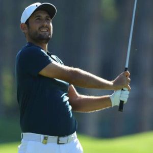 Image post by @alexlevygolf83 on Instagram