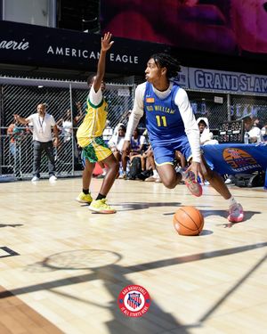 Image post by @aaubasketball on Instagram