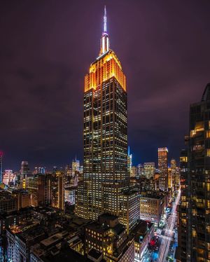 Image post by @empirestatebldg on Instagram