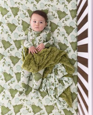 Image post by @poshpeanut on Instagram