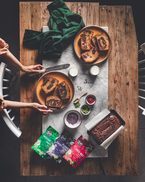 Image post by @skillettoplate on Instagram