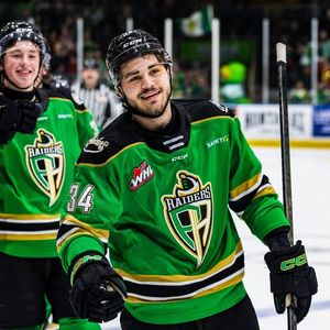 Image post by @paraidershockey on Instagram