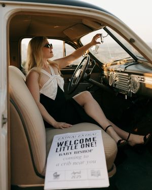 Image post by @skylarlienphoto on Instagram