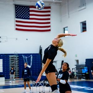 Image post by @usuvolleyball on Instagram