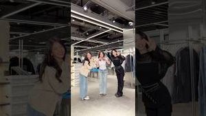 Video post by @itzy on YouTube