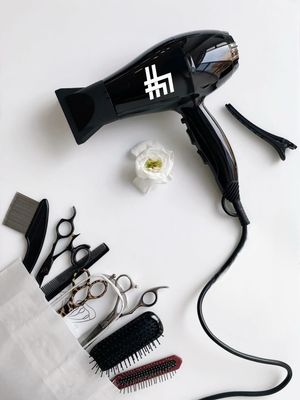 Image post by @hairbyjorgesalon on Instagram